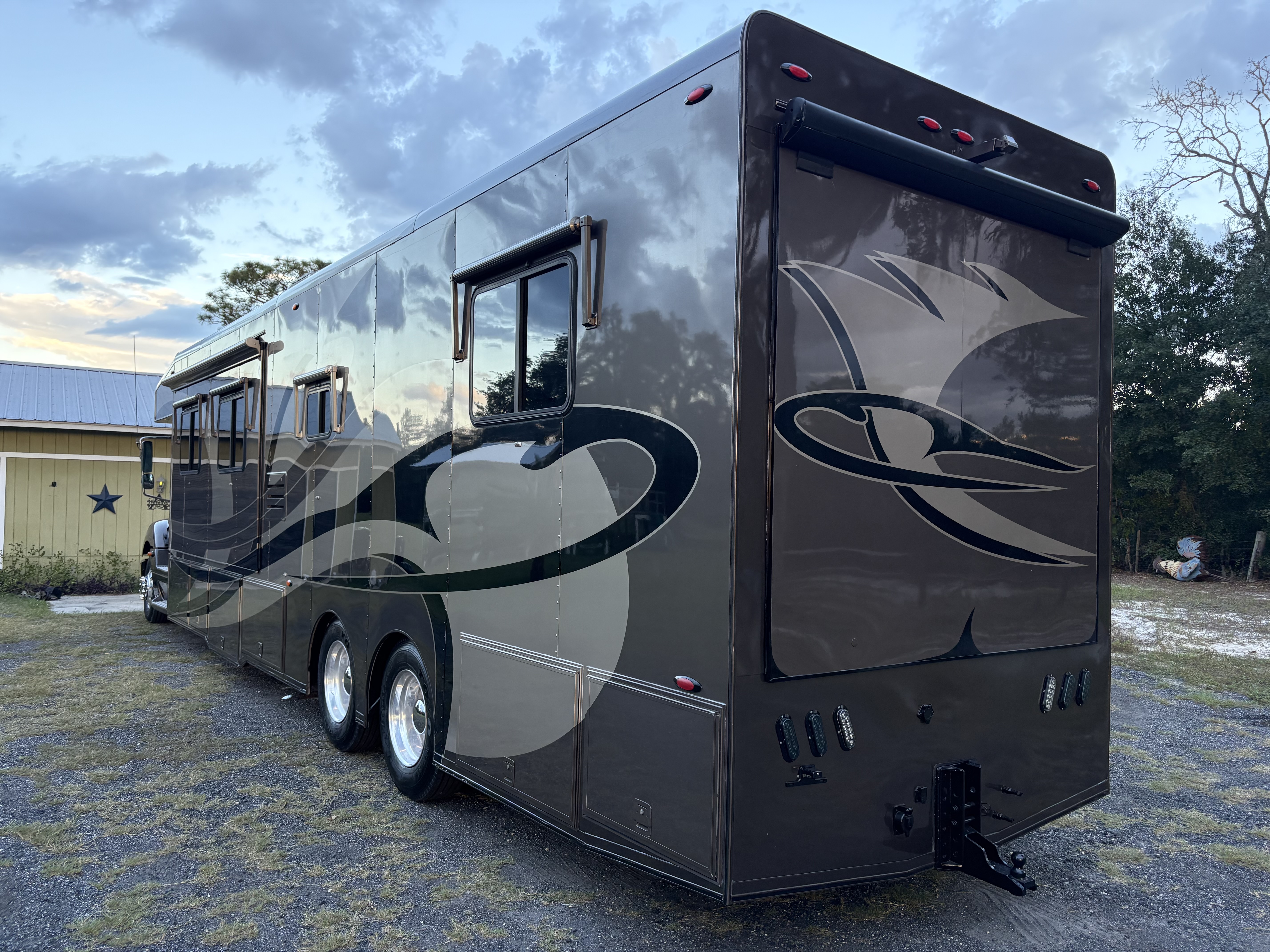 Used 2007 NRC 45' Motorcoach